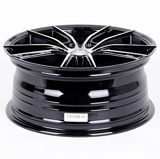 Replica ZERO 2239-DS182 7,5x17 5x108 ET38 Dia 73,1 (Чёрный Глянцевый) VL80749