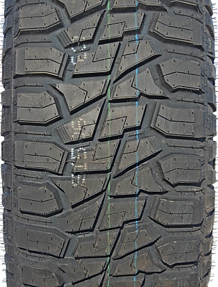 Roadcruza RA8000 R/T 265/65 R18 