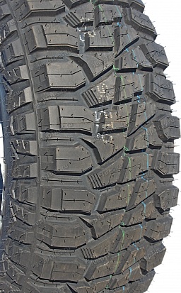 Roadcruza RA8000 R/T 265/65 R18 