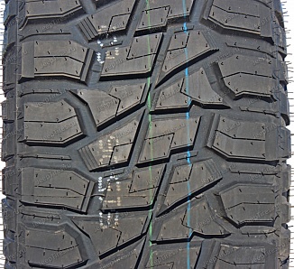 Roadcruza RA8000 R/T 265/65 R18 