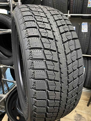 LingLong Green-Max Winter Ice I-15 225/55 R17 101T