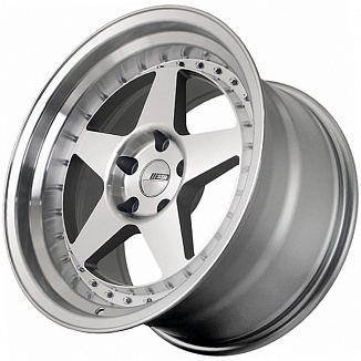 Sakura Wheels YA8520 9,5x18 5x114,3 ET20 Dia 73,1 (LK4) LOT227_YA8520